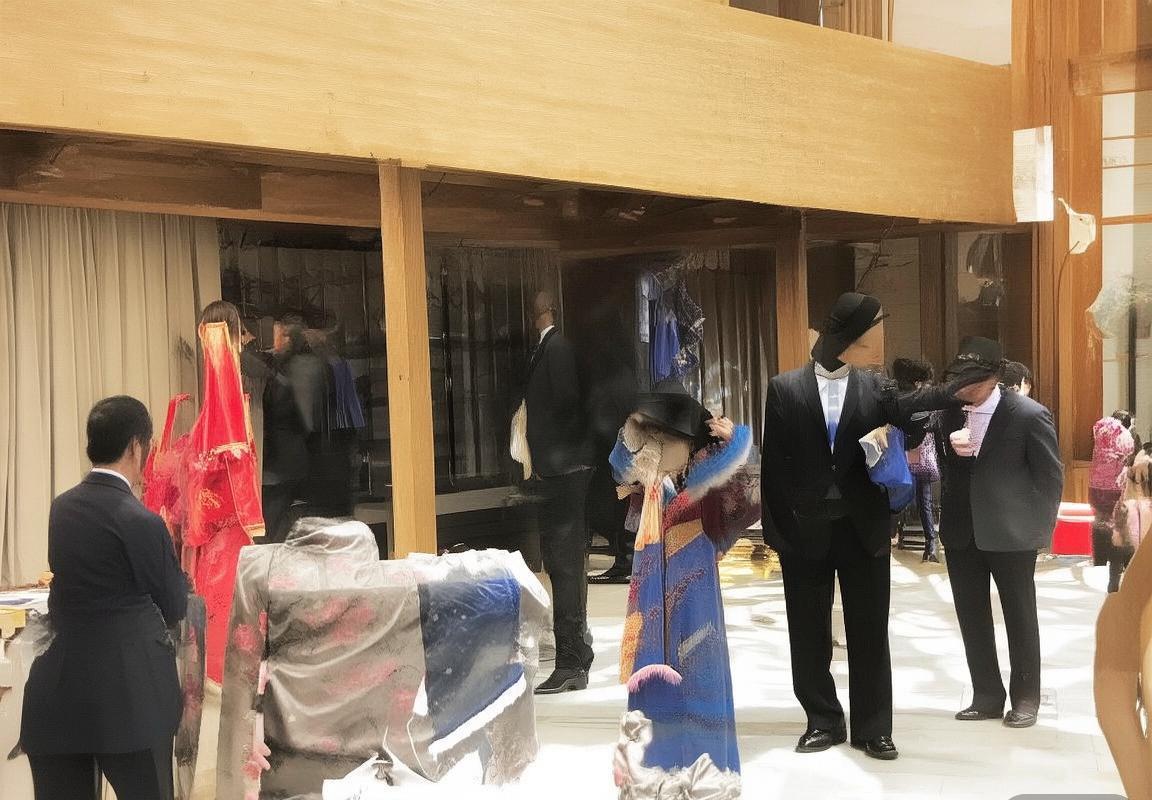 里夫斯复出詹皇23分难救主，布克三节打卡21+11，太阳24分大胜湖人